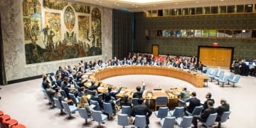 Le Conseil de sécurité renouvelle le mandat du Binuh et envisage un déploiement militaire en Haïti : les dernières avancées