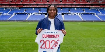 Double récompense pour Melchie Dumornay lors de ses débuts remarquables avec l'Olympique Lyonnais
